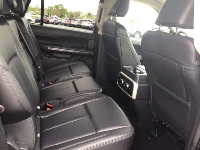 Used 2023 Ford Expedition - photo 26