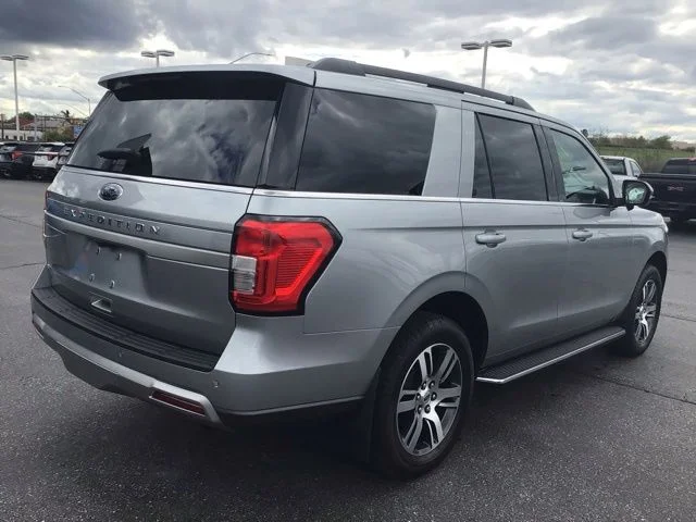Used 2023 Ford Expedition - photo 5