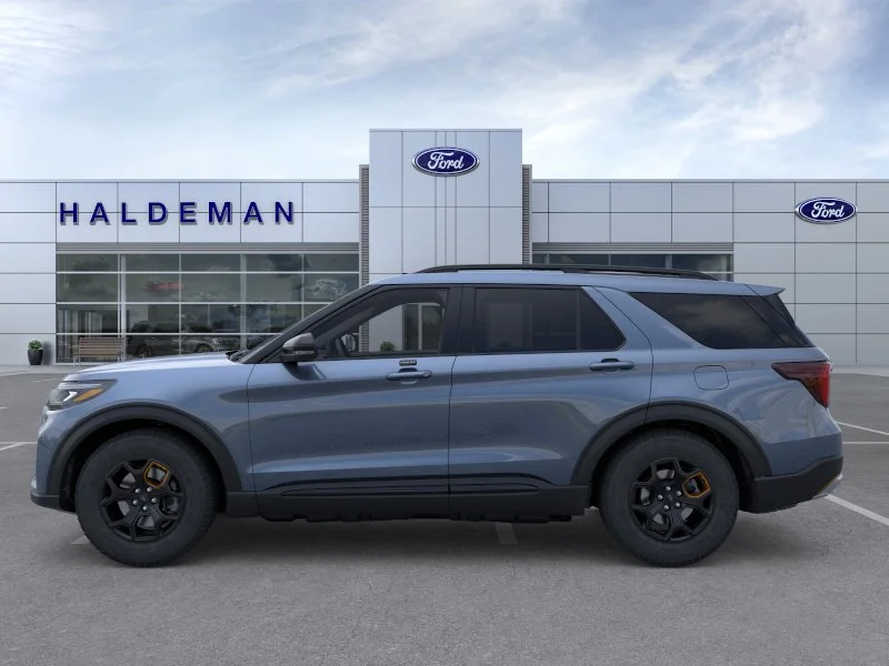 New 2026 Ford Explorer - photo 2