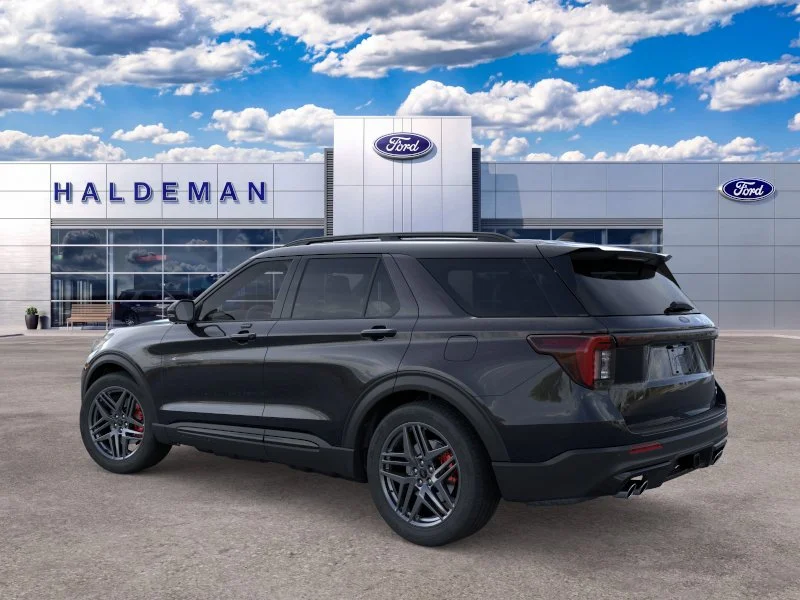 New 2026 Ford Explorer - photo 2