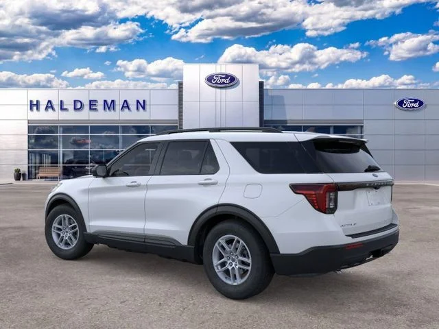 New 2026 Ford Explorer - photo 2