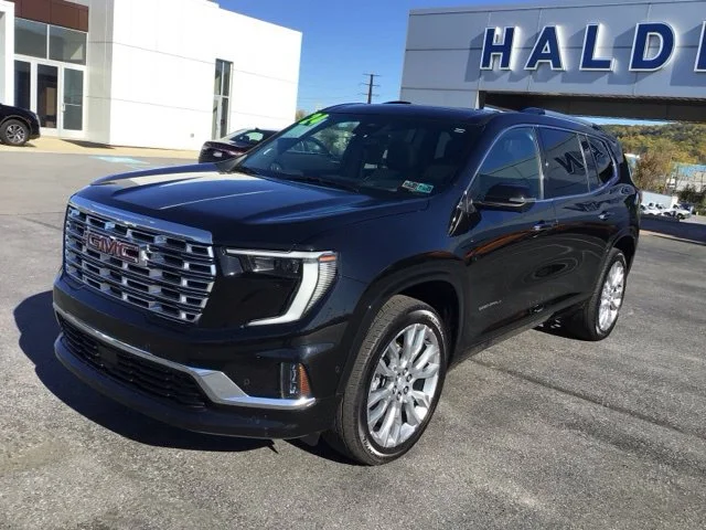 Used 2024 GMC Acadia - photo 1