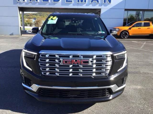 Used 2024 GMC Acadia - photo 2