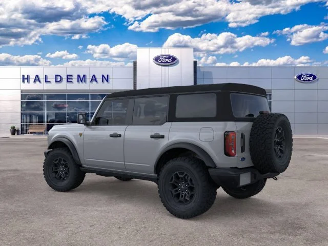 New 2026 Ford Bronco - photo 2