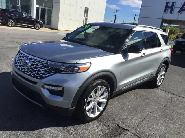 Used 2024 Ford Explorer - photo 1
