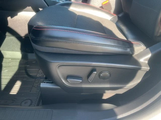 Used 2023 Ford Escape - photo 12