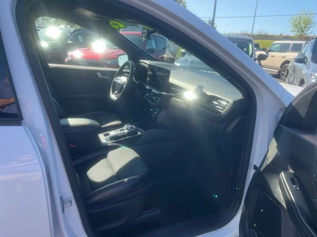 Used 2023 Ford Escape - photo 19