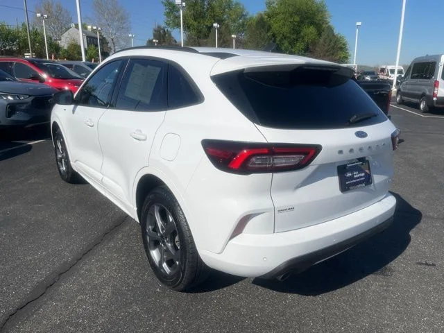 Used 2023 Ford Escape - photo 8