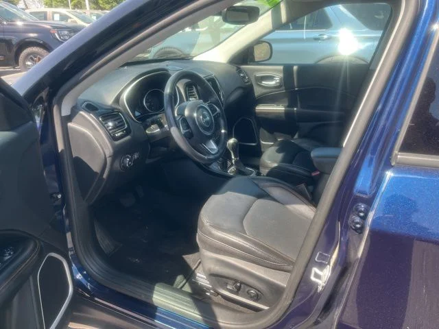 Used 2019 Jeep Compass - photo 9