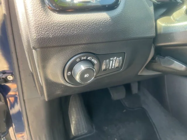 Used 2019 Jeep Compass - photo 11
