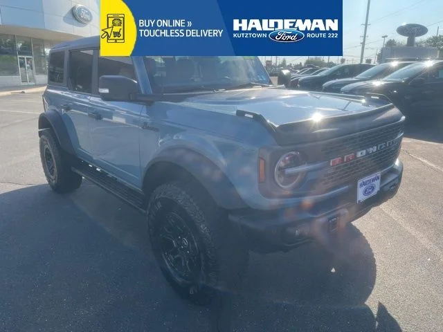 Used 2023 Ford Bronco - photo 2