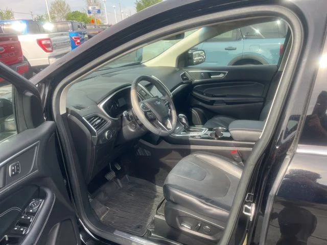 Used 2018 Ford Edge - photo 9