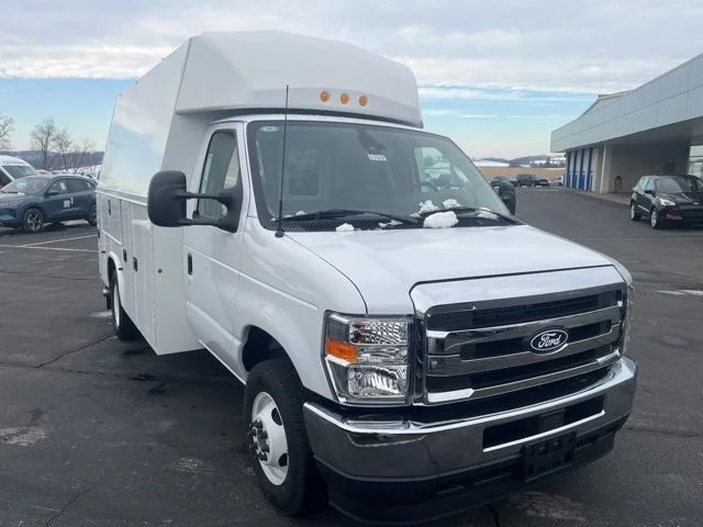 New 2026 Ford E-350 - photo 1