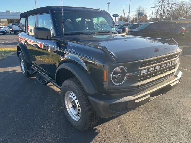 New 2025 Ford Bronco - photo 2