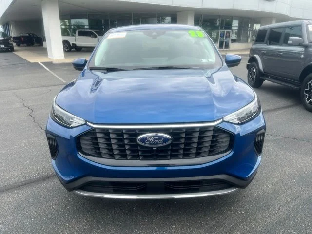 Used 2023 Ford Escape - photo 1