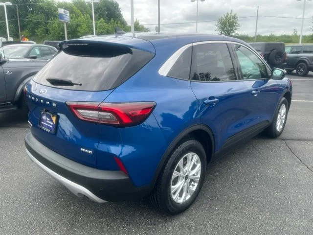 Used 2023 Ford Escape - photo 6