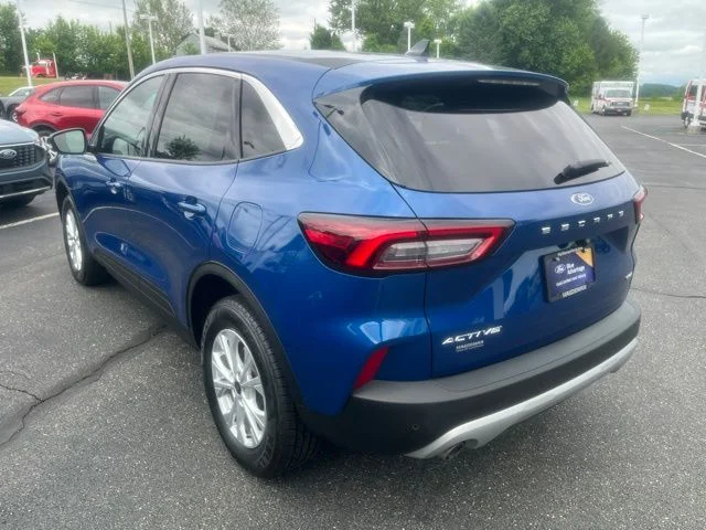 Used 2023 Ford Escape - photo 8