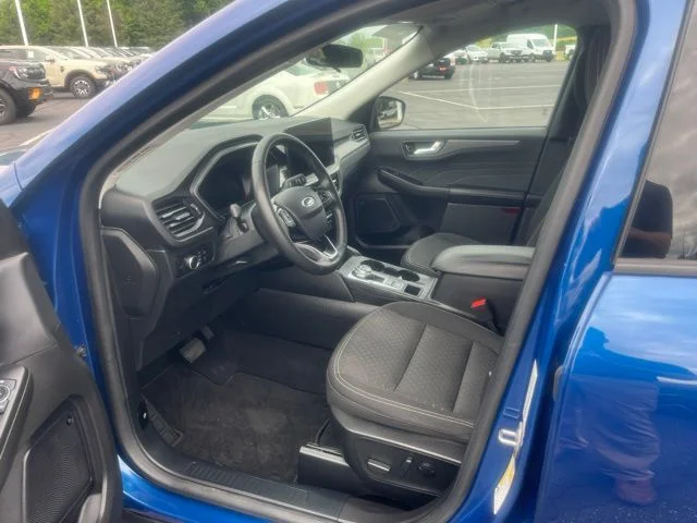 Used 2023 Ford Escape - photo 9