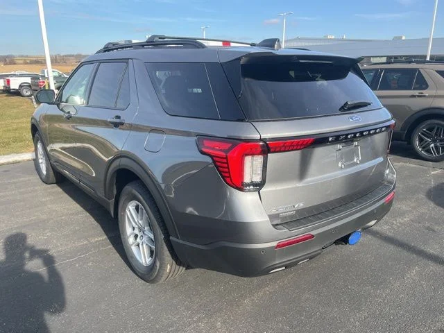 New 2026 Ford Explorer - photo 8