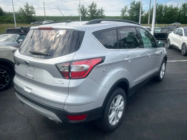Used 2018 Ford Escape - photo 2
