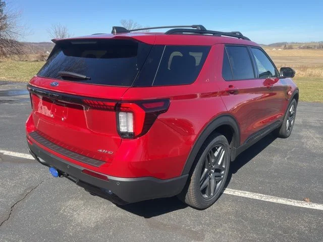 New 2026 Ford Explorer - photo 2