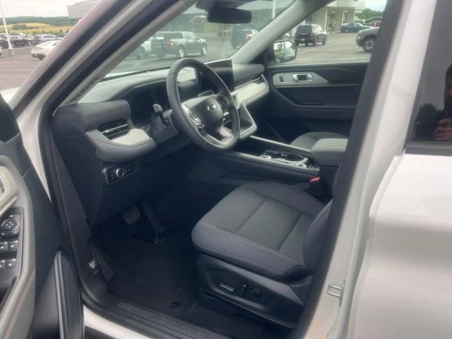 New 2026 Ford Explorer - photo 9