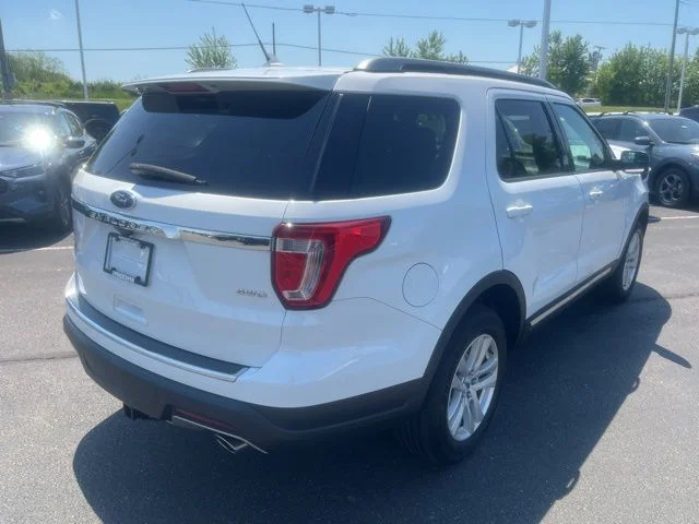 Used 2018 Ford Explorer - photo 6