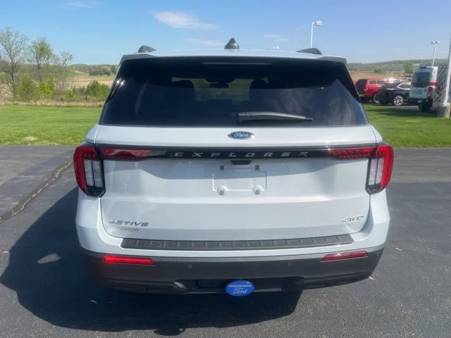 New 2026 Ford Explorer - photo 14