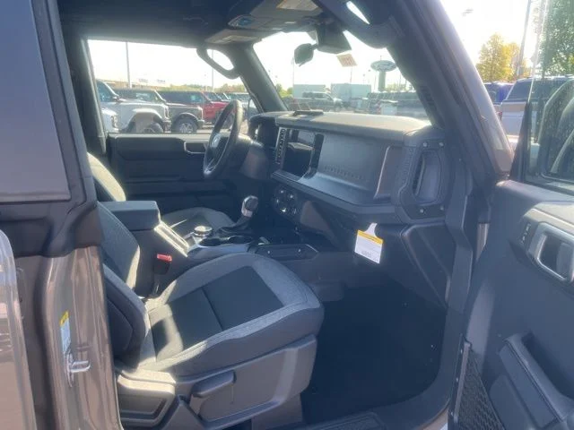 New 2026 Ford Bronco - photo 6