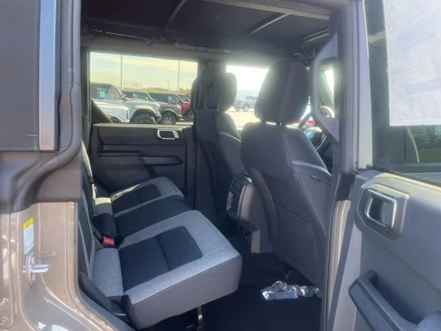 New 2026 Ford Bronco - photo 7