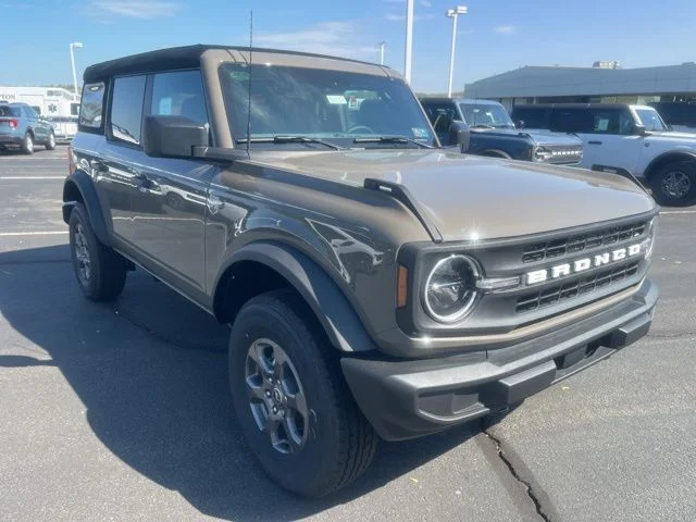New 2026 Ford Bronco - photo 8