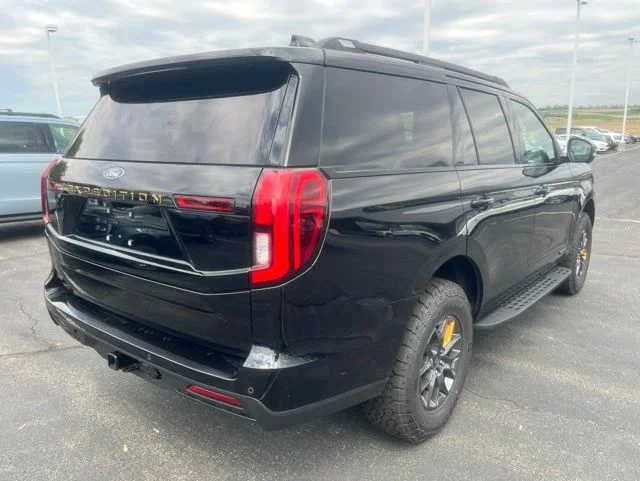 New 2026 Ford Expedition - photo 5