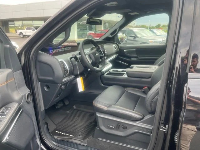 New 2026 Ford Expedition - photo 7