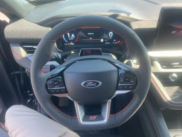 New 2026 Ford Explorer - photo 14