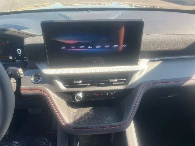 New 2026 Ford Explorer - photo 17