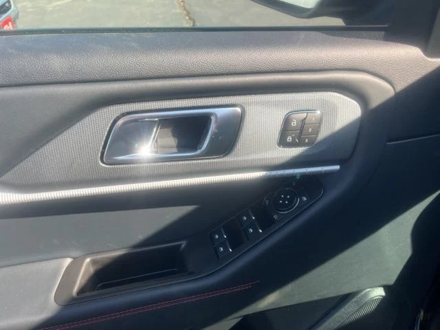 New 2026 Ford Explorer - photo 9