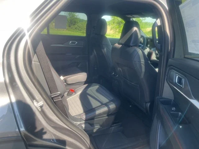 New 2026 Ford Explorer - photo 15