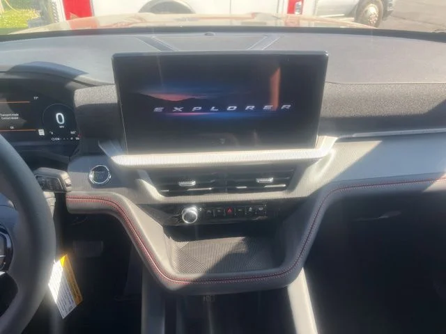New 2026 Ford Explorer - photo 6