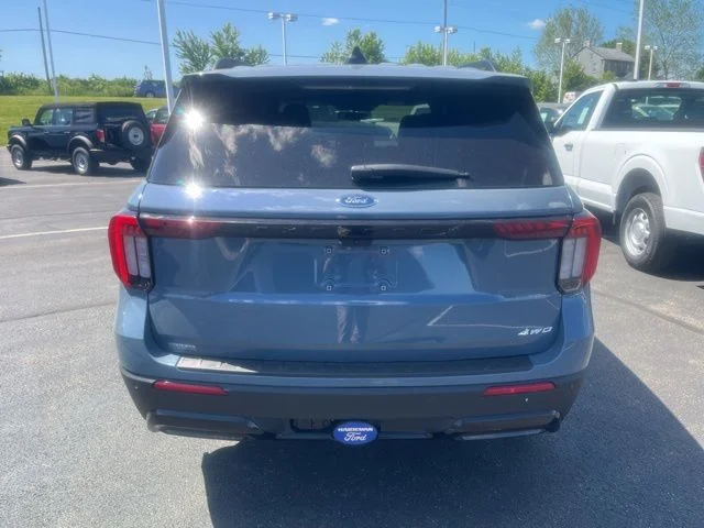 New 2026 Ford Explorer - photo 7