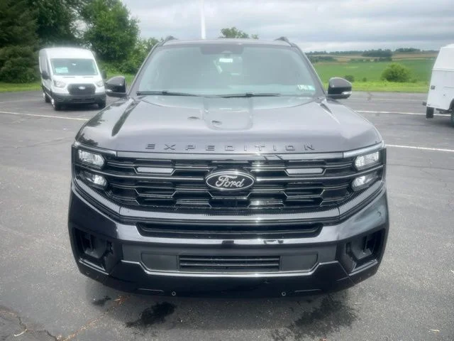 New 2026 Ford Expedition - photo 1