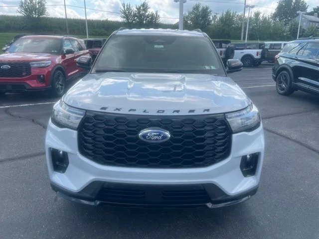 New 2026 Ford Explorer - photo 1