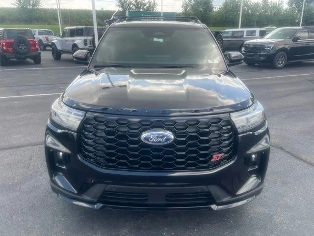 New 2026 Ford Explorer - photo 1
