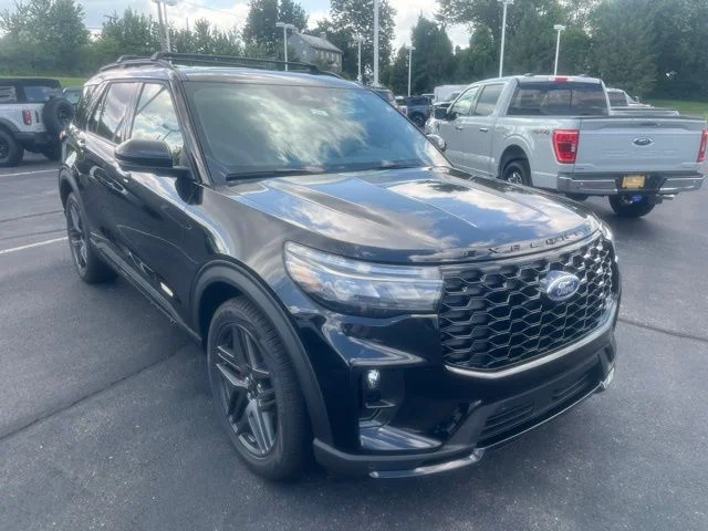 New 2026 Ford Explorer - photo 2