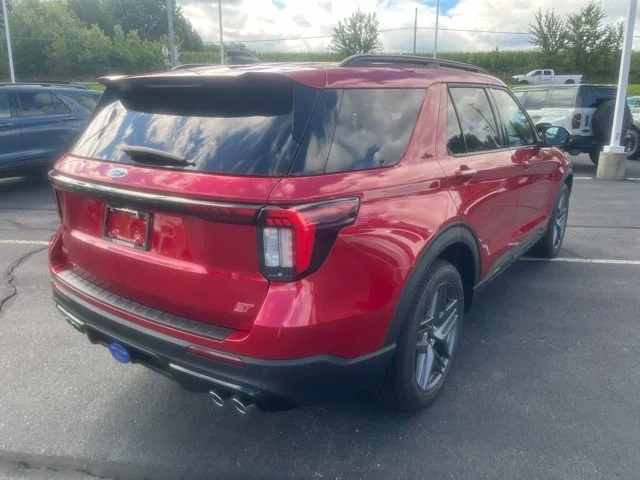 New 2026 Ford Explorer - photo 2