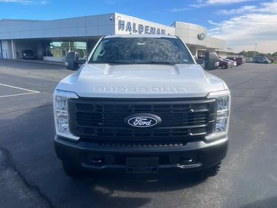2027 Ford F-250 Crew Cab 4x4 Pickup for sale #13268 - photo 1