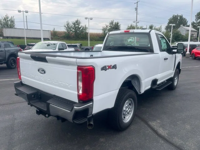New 2027 Ford F-250 - photo 2
