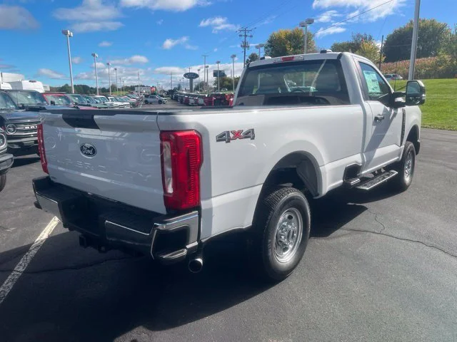 New 2027 Ford F-250 - photo 2