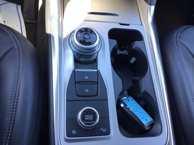 Used 2022 Ford Explorer - photo 18