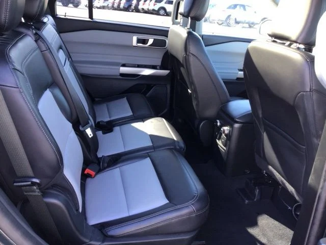 Used 2023 Ford Explorer - photo 24