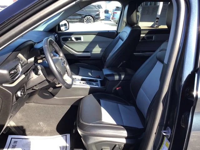 Used 2023 Ford Explorer - photo 10